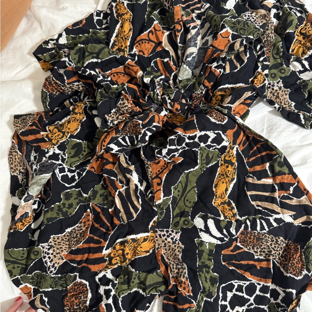 vintage wrap romper - Picture 4 of 4